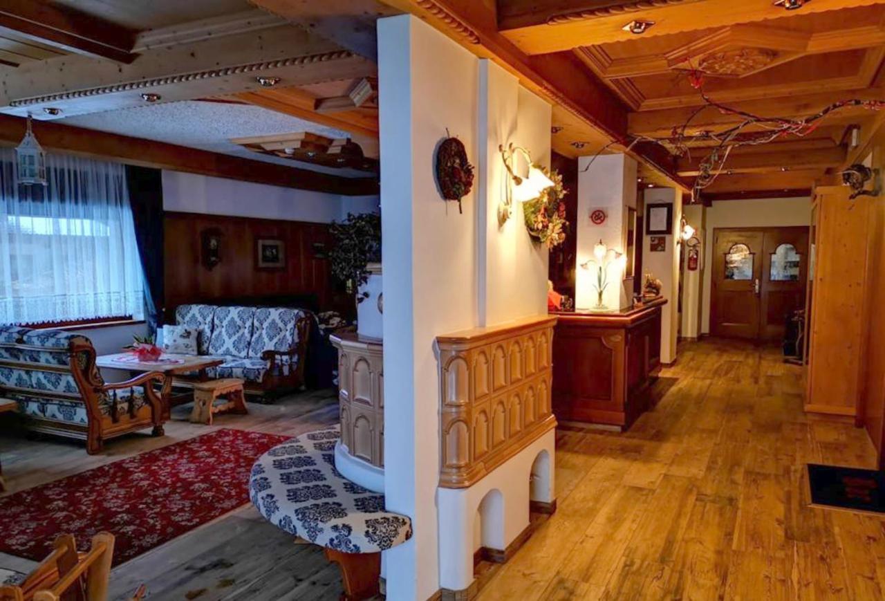 Hotel Rosalpina 로카 피에토레 외부 사진