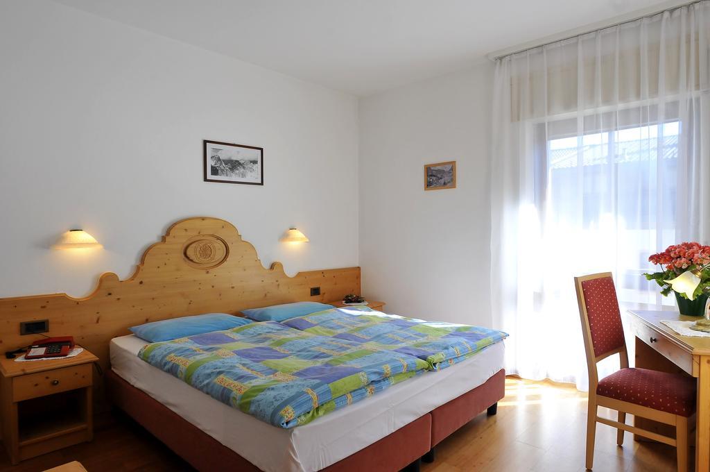 Hotel Rosalpina 로카 피에토레 외부 사진