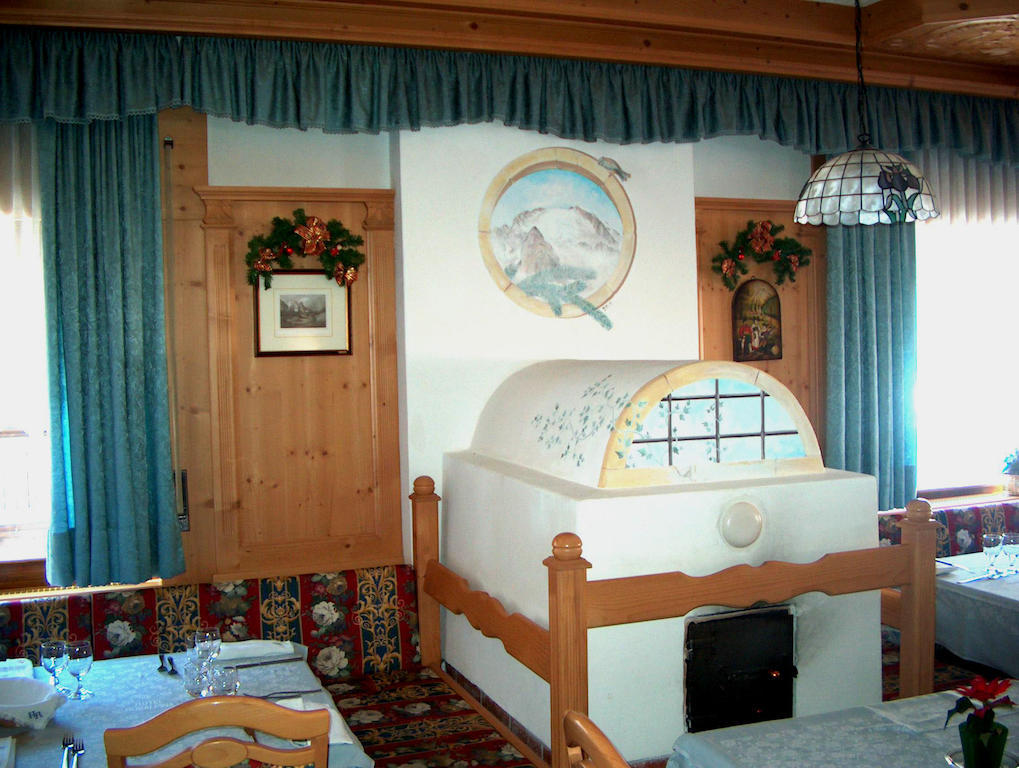 Hotel Rosalpina 로카 피에토레 외부 사진