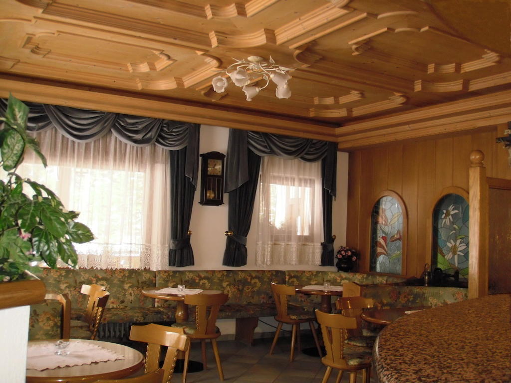 Hotel Rosalpina 로카 피에토레 외부 사진